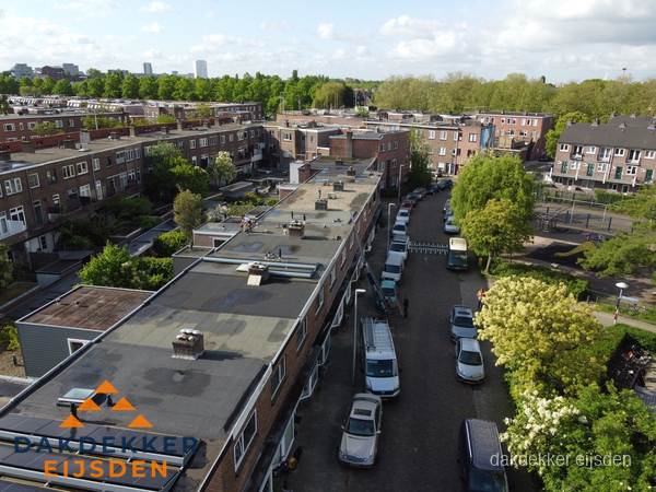 Luchtfoto dakinspectie woonwijk in Eijsden