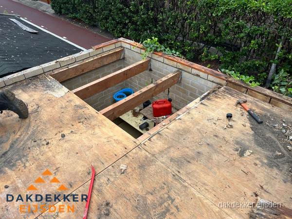 Plat dak vervangen met open constructie in Eijsden